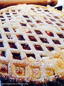 Crostata con marmellata di fragole e ricotta 