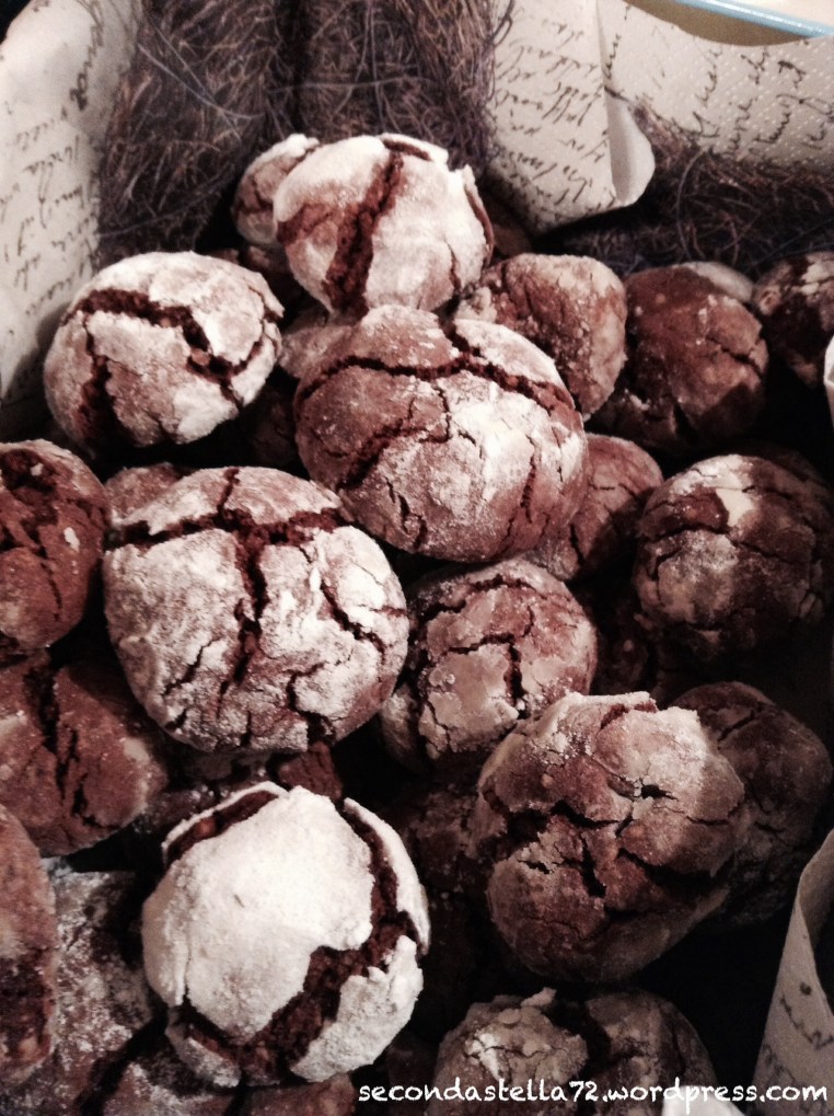 Biscotti alle Nocciole e Cioccolato Fondente