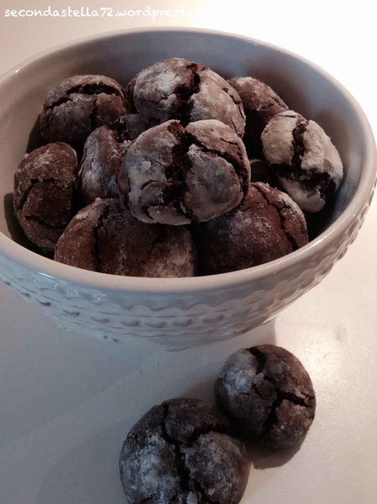 Biscotti alle Nocciole e Cioccolato Fondente