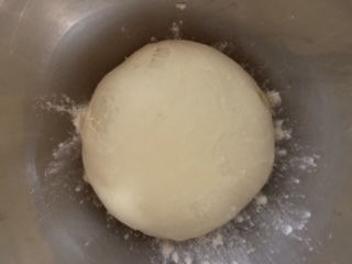 Cornetti al latte condensato
